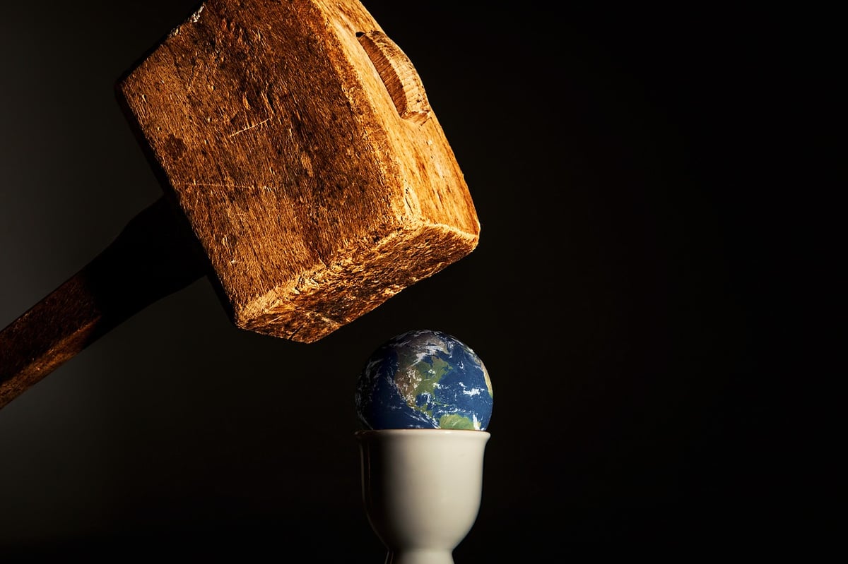COP21 - Earth is an egg ready to be smashed by climate change